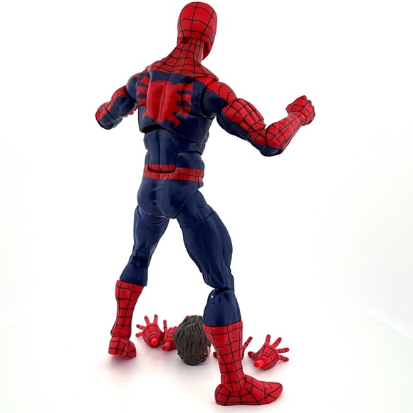 Hasbro Marvel Legends Renew Your Vows Spiderman - Picture 6 of 9
